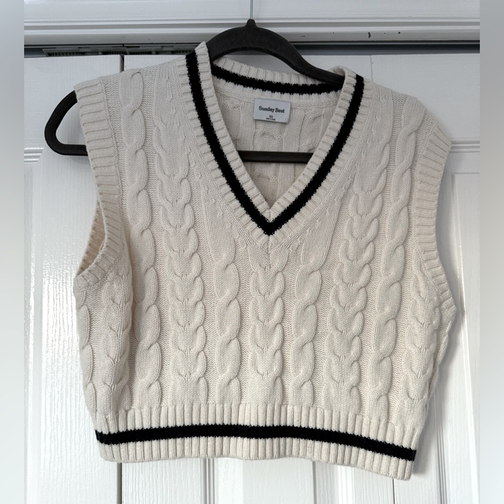 Cropped Sweater Vest